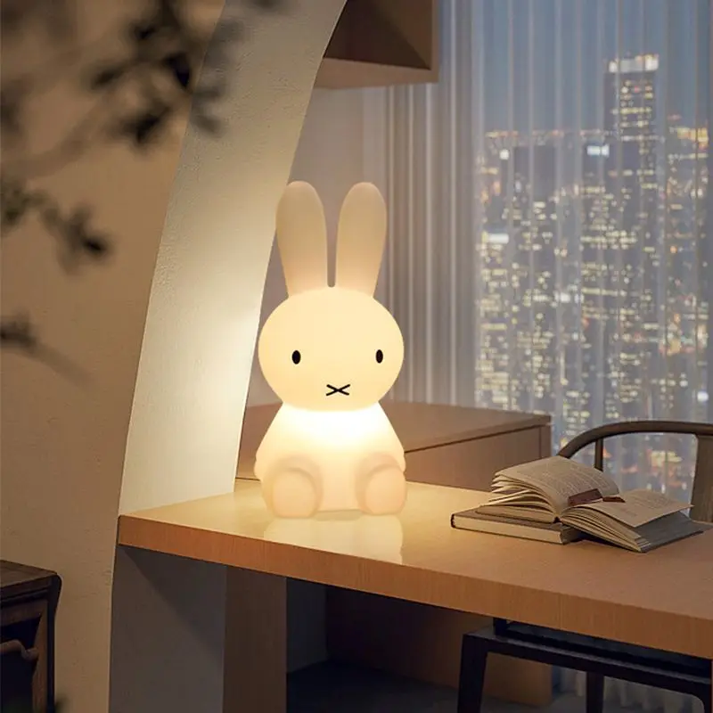 Lámpara de Noche Infantil de 28CM con Diseño de Miffy, Colorida, con Control Remoto, Luz Ambiental para Dormitorio, Regalo Original
