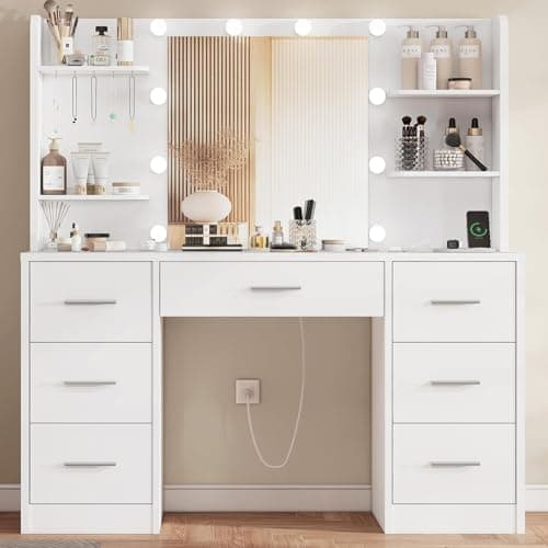 TEENFON Tocador de Maquillaje con Luces LED Regulables y enchufes, Mesa de Maquillaje con Espejo, 4 estantes Abiertos y 5 Ganchos para Joyas, Blanco, Tocador con 7 Cajones