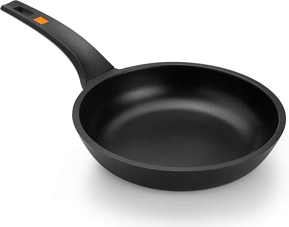 BRA Efficient | Sartén de 30 cm, aluminio fundido con antiadherente Platinum Plus, apta para todo tipo de cocinas incluida inducción, libre de PFOA